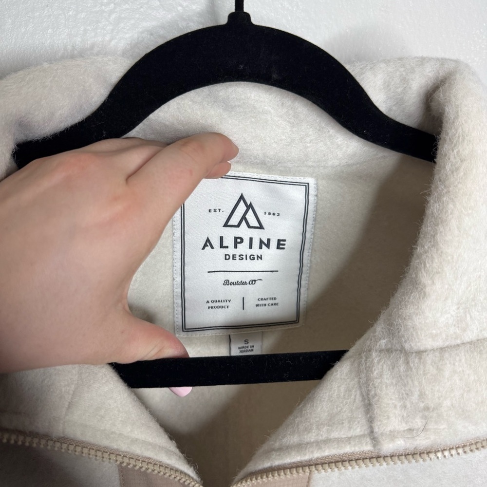 Alpine Design Women's Wayfarer Fleece 1/4 Zip Jacket - Picture 9 of 13